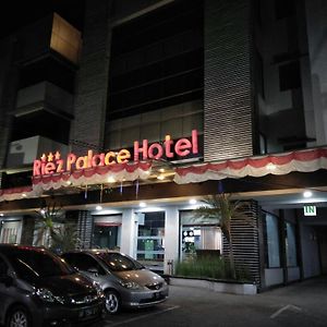 Riez Palace Hotel Tegal  Exterior photo