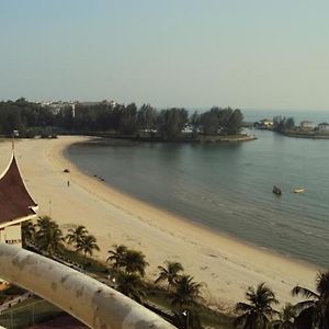 Holiday Condo @Pantai Ria Port Dickson Exterior photo