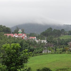 Fufu In Love Cottages & Campground Khao Kho Exterior photo