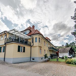 Gaestehaus Kleindienst Hotel Deutschlandsberg Exterior photo