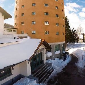 Hotel Torre Sestriere Exterior photo