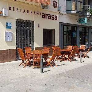 Hostal Restaurante Arasa Hotel Saint Barbara Exterior photo