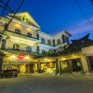 Malioboro Inn Solo Exterior photo