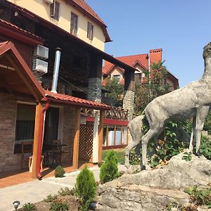 Guesthouse Grand Canyon Kamianets Podilskyi Exterior photo