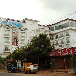 Venky Residency Hotel Kakinada Exterior photo