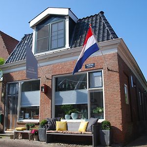 Uit Alle Windstreken Bed & Breakfast Hindeloopen Exterior photo