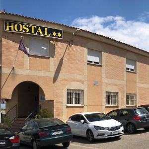 Hostal 82 Hotel Olias del Rey Exterior photo