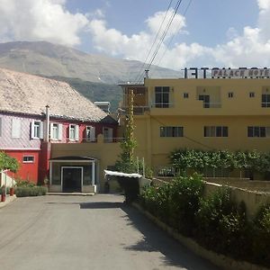 Palace Hotel Bsharri Exterior photo