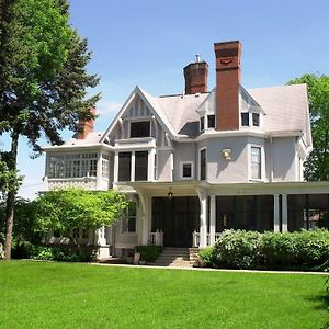 Alexander Mansion Bed & Breakfast Bed & Breakfast Winona Exterior photo