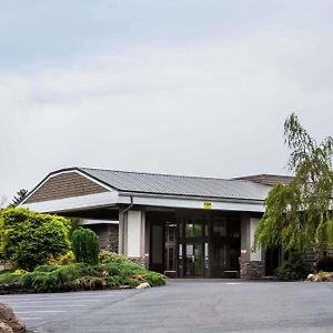 Ramada By Wyndham Rock Hill At Sullivan Center Hotel Exterior photo