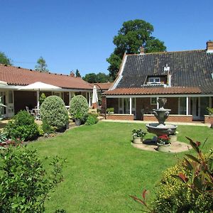 Decoy Barn Fritton Bed & Breakfast Exterior photo