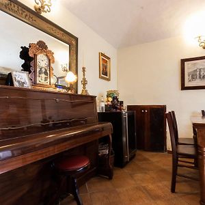 Borgo Tepolini Country House Bed & Breakfast Castel del Piano  Exterior photo