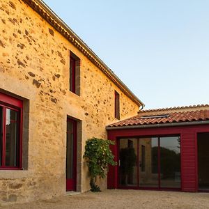 Le Puy Carmin - Chambre D'Hotes Avec Jacuzzi Bed & Breakfast Bazoges-en-Paillers Exterior photo