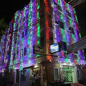 Hotel Garuda Guntur Exterior photo