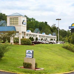 Days Inn Port Jervis Exterior photo