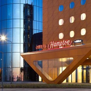 Hampton By Hilton Saint-Petersburg Expoforum Hotel Saint Petersburg Exterior photo