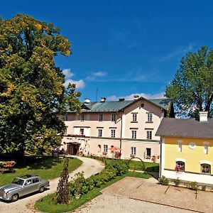 Schlosshotel Zamek Zdikov Exterior photo