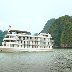 La Vela Classic Ha Long Exterior photo