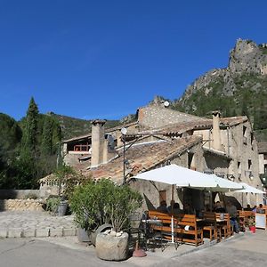 La Taverne De L'Escuelle Hotel Saint-Guilhem-le-Desert Exterior photo