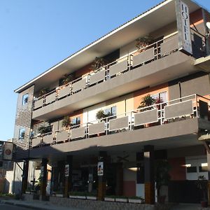Hotel-Restaurante Ancora Puerto Lopez Exterior photo