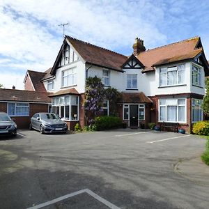 Kenmore Guest House Rustington Exterior photo