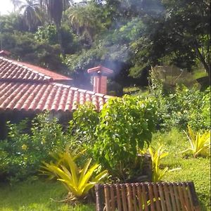 Pousada Rancho Flores Hotel Caete Exterior photo