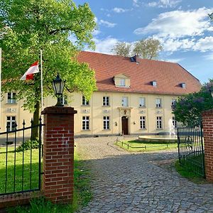 Schloss Diedersdorf Hotel Grossbeeren Exterior photo