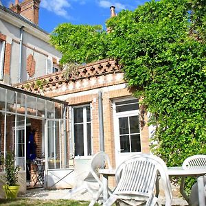 Les Thiauseres Bed & Breakfast Romorantin-Lanthenay Exterior photo