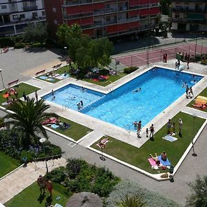 Oasis Near Barcelona Pool Tennis Beach San Andres de Llevaneras Exterior photo