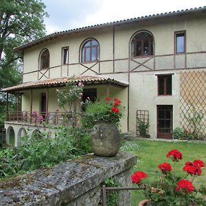 Moulin De La Grave Bed & Breakfast Jonzac Exterior photo