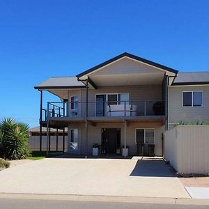 Agape Holiday Home With Pool Table ,Nbn Internet Wallaroo Exterior photo