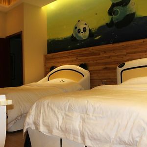 Many Panda Inn Gunung Emei Exterior photo