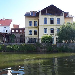 Apartmany Setkova Vila Jindrichuv Hradec Exterior photo