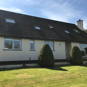 Feochan Rooms Portree Exterior photo