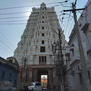 Atreyaa Homestay Tiruchirappalli Exterior photo
