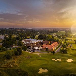 De Vere Wokefield Estate Hotel Reading Exterior photo