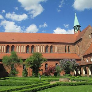 Klosterhotel Lehnin Exterior photo