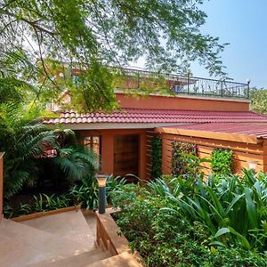 Stayvista'S Serene Nook - Pet-Friendly Villa With Jacuzzi & Terrace Kudan Exterior photo