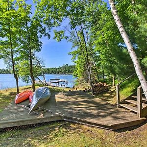 Trout Lake Cabin with Private Dock, Kayaks&Loft! Grand Rapids Exterior photo