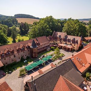 Schlosshotel Weyberhoefe Hosbach Exterior photo