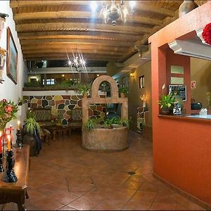 H. posada san alejandro Hotel Patzcuaro Exterior photo